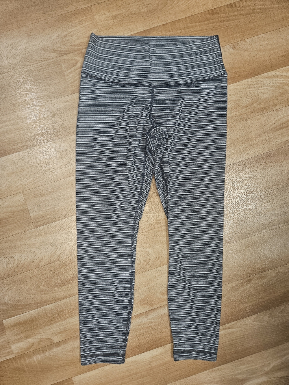 Lululemon High Times Pant Size M Textured Stripe Black Deep Coal THROWBACK! RARE